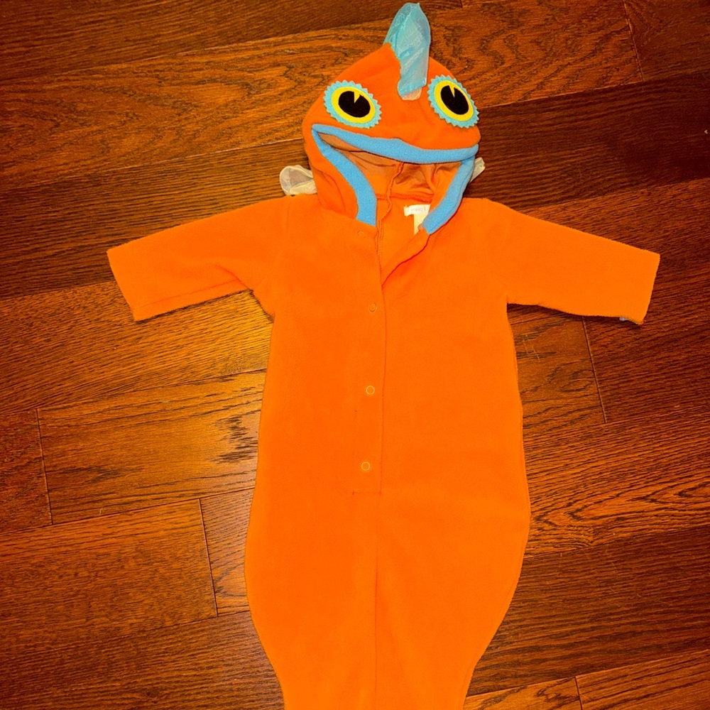 0-6 Month Pottery Barn Goldfish